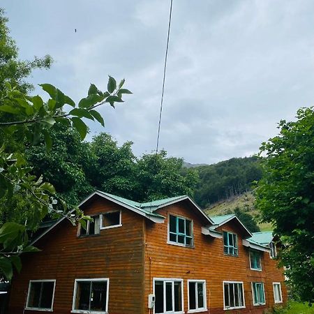 Turismo Rural Los Alpes Futaleufú エクステリア 写真